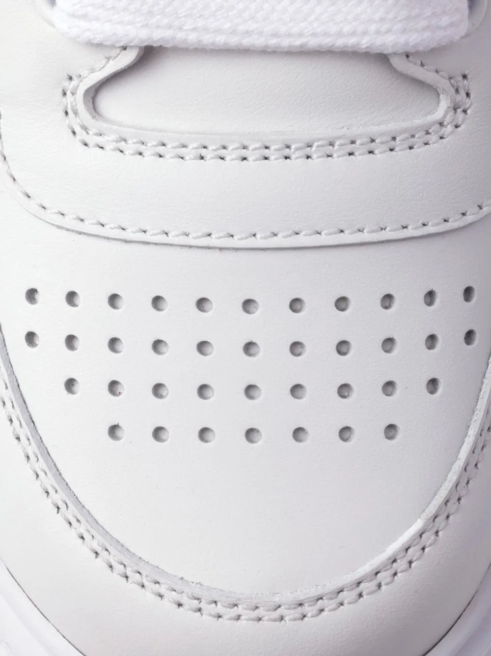 Prada Tênis de couro