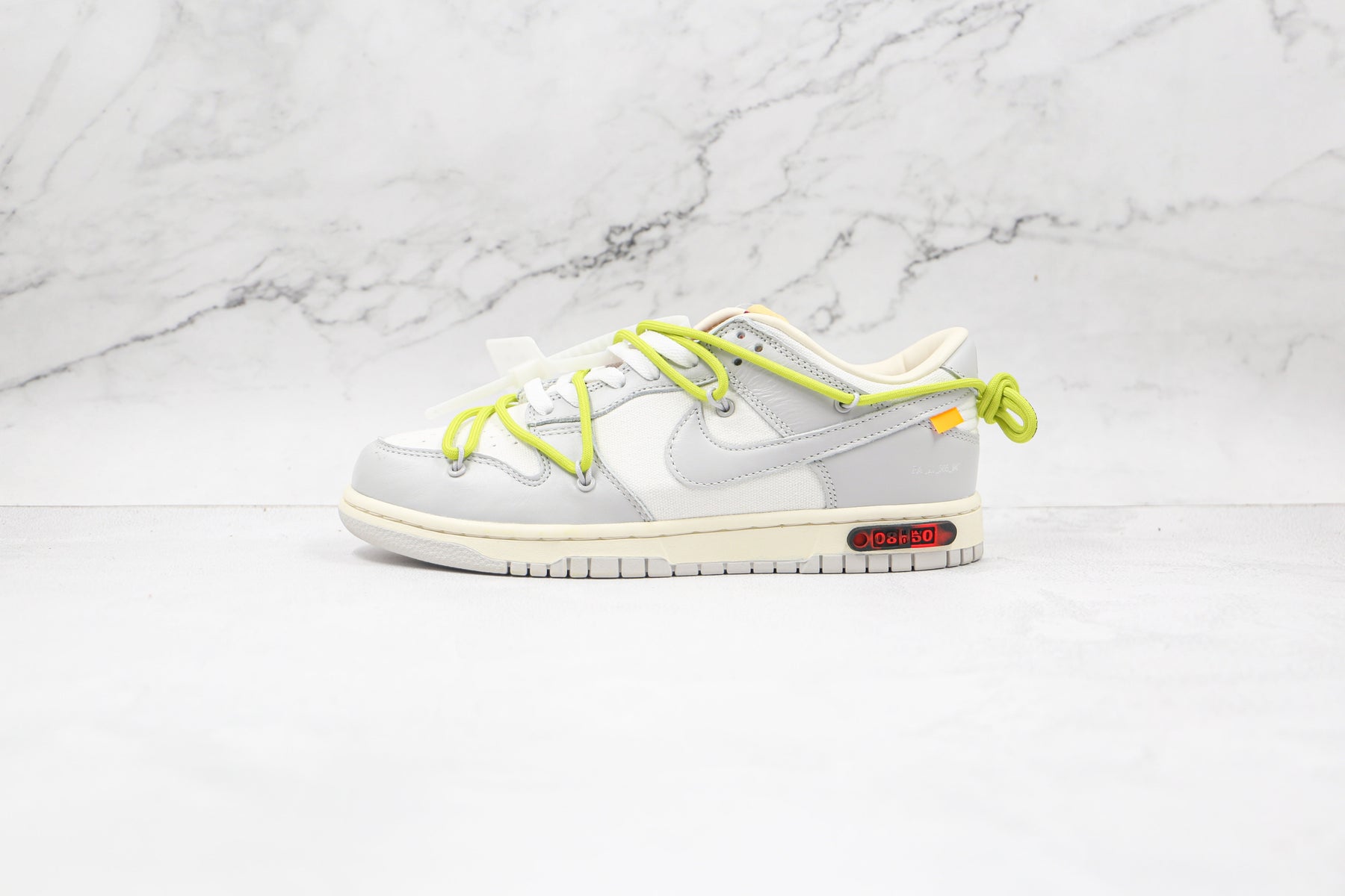Nike Dunk Low Off White Lot 08:50 Sneaker