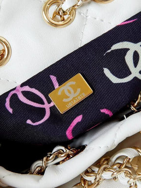 Mini Mochila Chanel Branca
