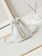 Mini Mochila Chanel Branca
