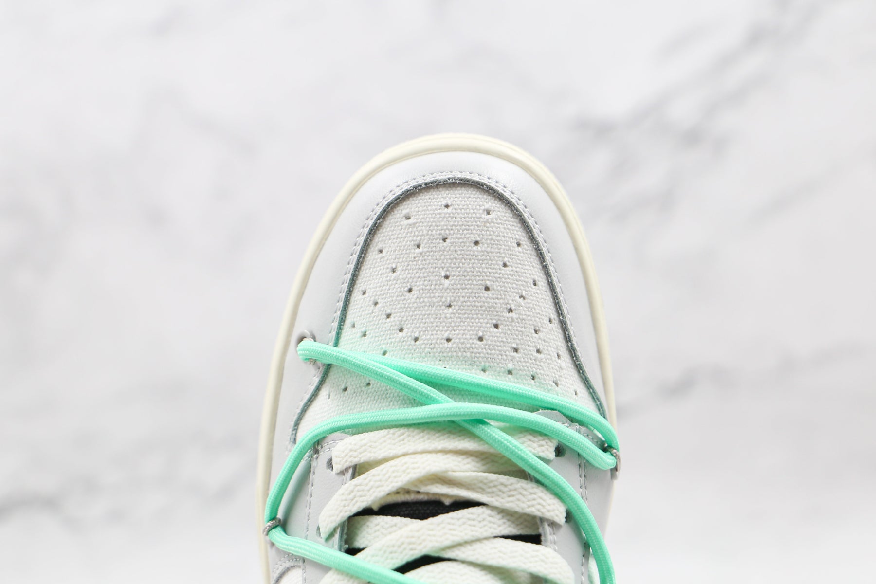 Nike Dunk Low Off White Lot 04:50 Sneaker