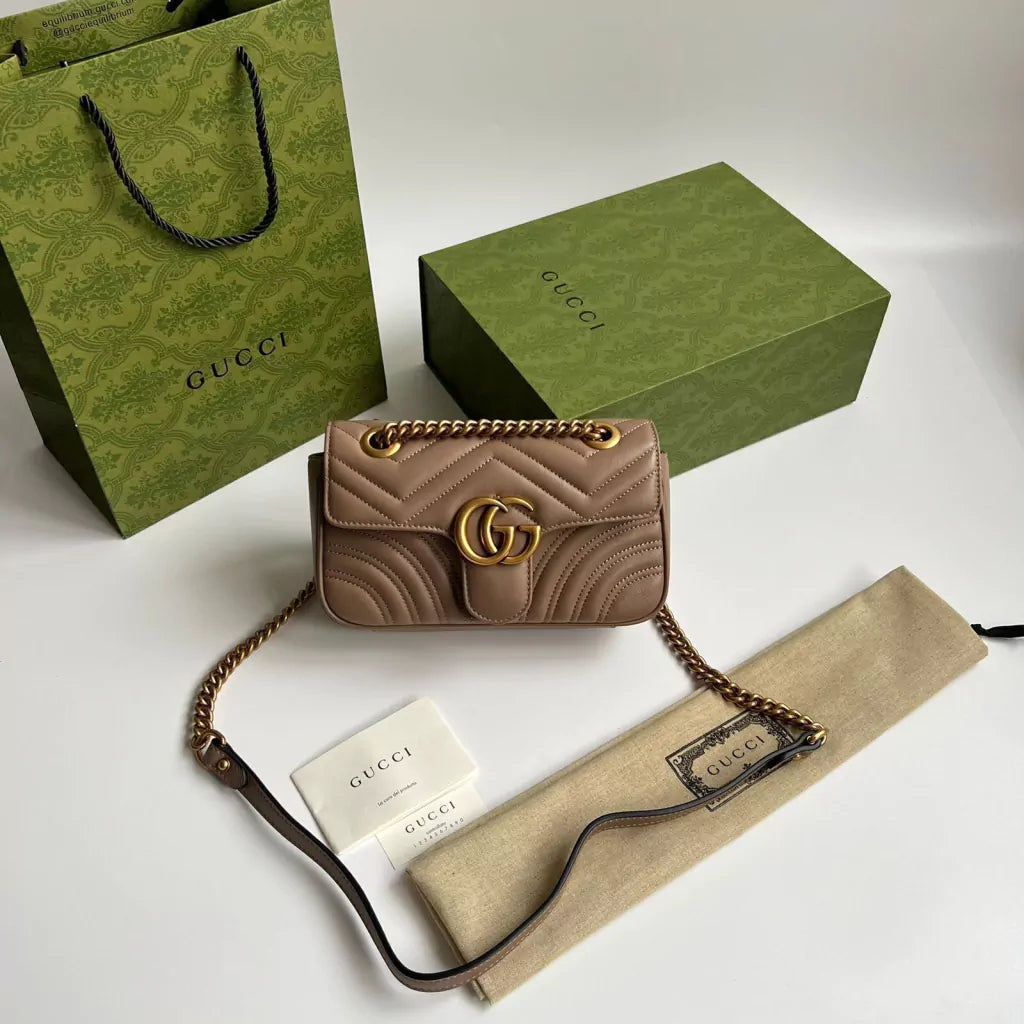 BOLSA GG MARMONT MATELASSÊ 22 NUDE