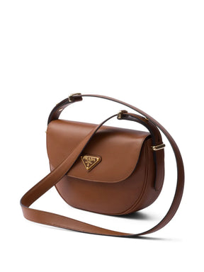 Prada Bolsa de ombro Arqué em couro