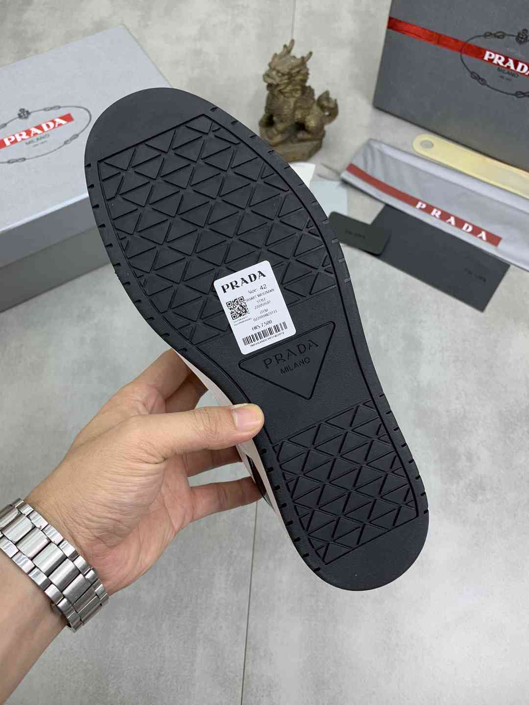 Sneaker Prada Black and White