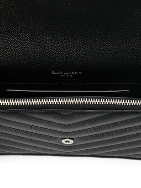 Clutch chevron com corrente