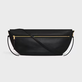 BOLSA MEIA-LUA TRIOMPHE MACIA EM COURO DE CORDEIRO BRILHANTE MACIO