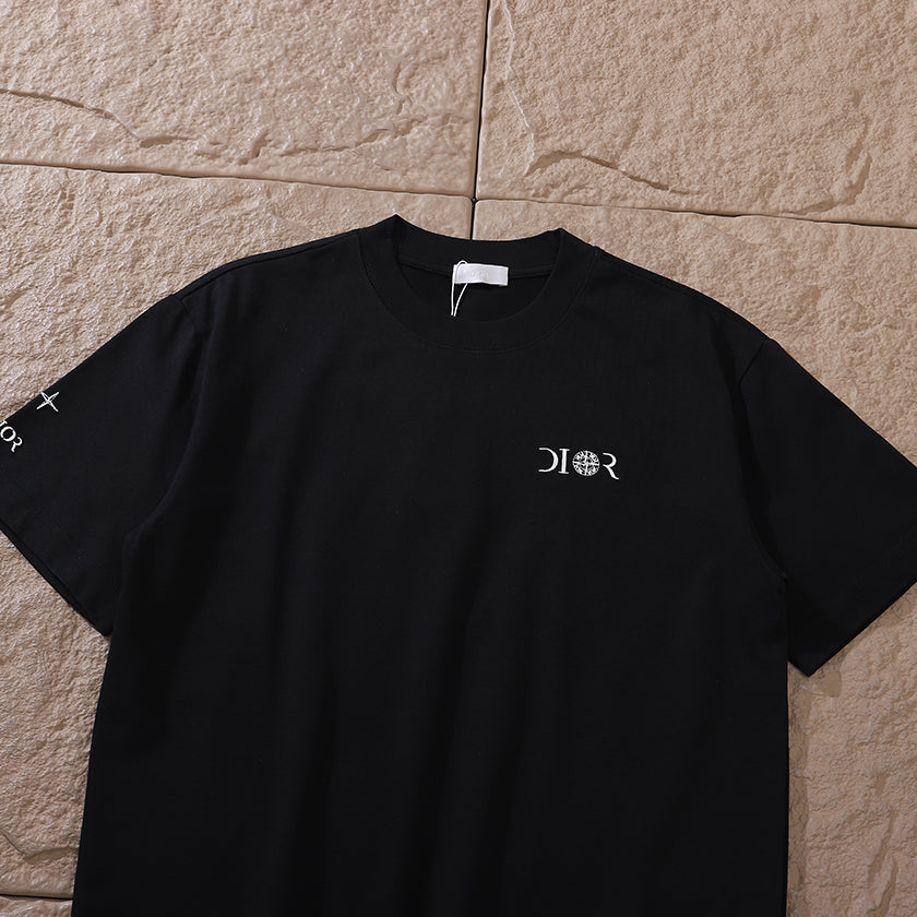 Camiseta Dior estampa com Logo