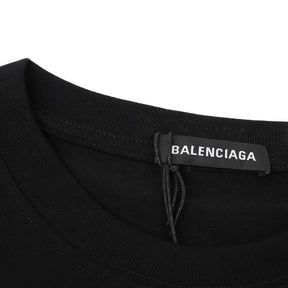Camiseta BALENCIAGA oversized com logo bordado