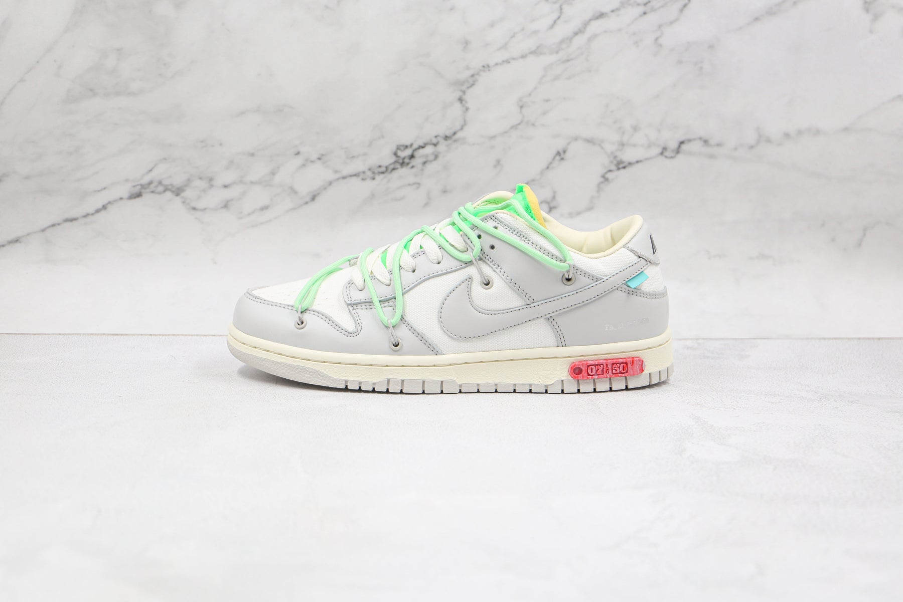 Nike Dunk Low Off White Lot 07:50 Sneaker