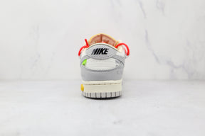 Nike Dunk Low Off White Lot 06:50 Sneaker