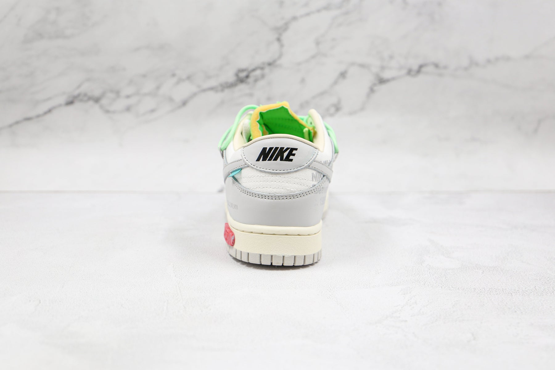Nike Dunk Low Off White Lot 07:50 Sneaker