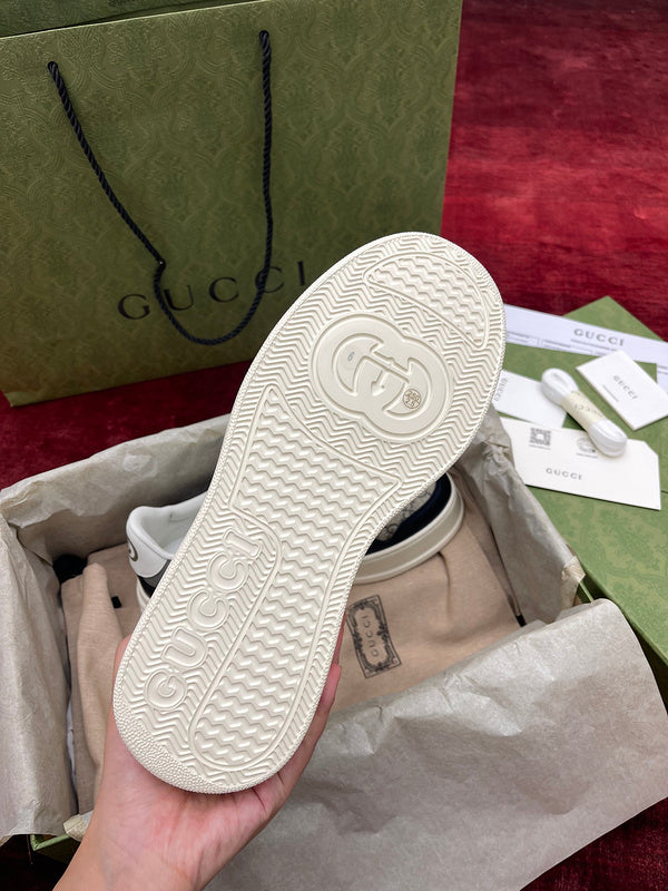GUCCI MEN'S GG SNEAKER